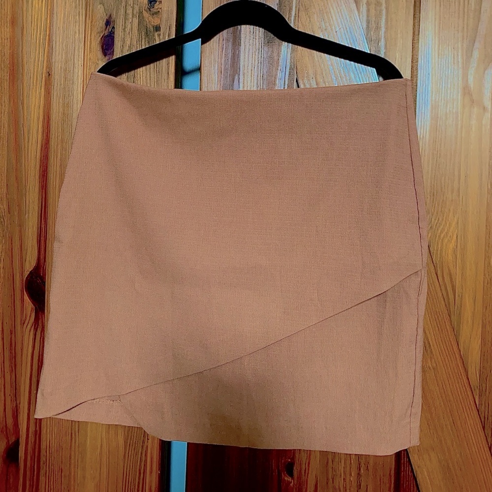 Tan brown Dynamite skirt
